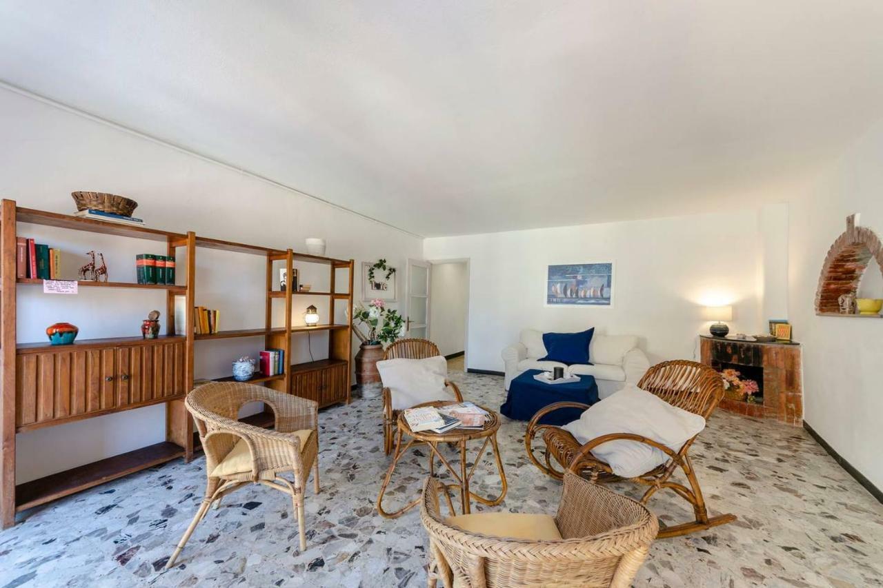 Joivy Spacious 2 Bedroom Apt With Terrace At The Heart Of The Vernazza Exterior photo
