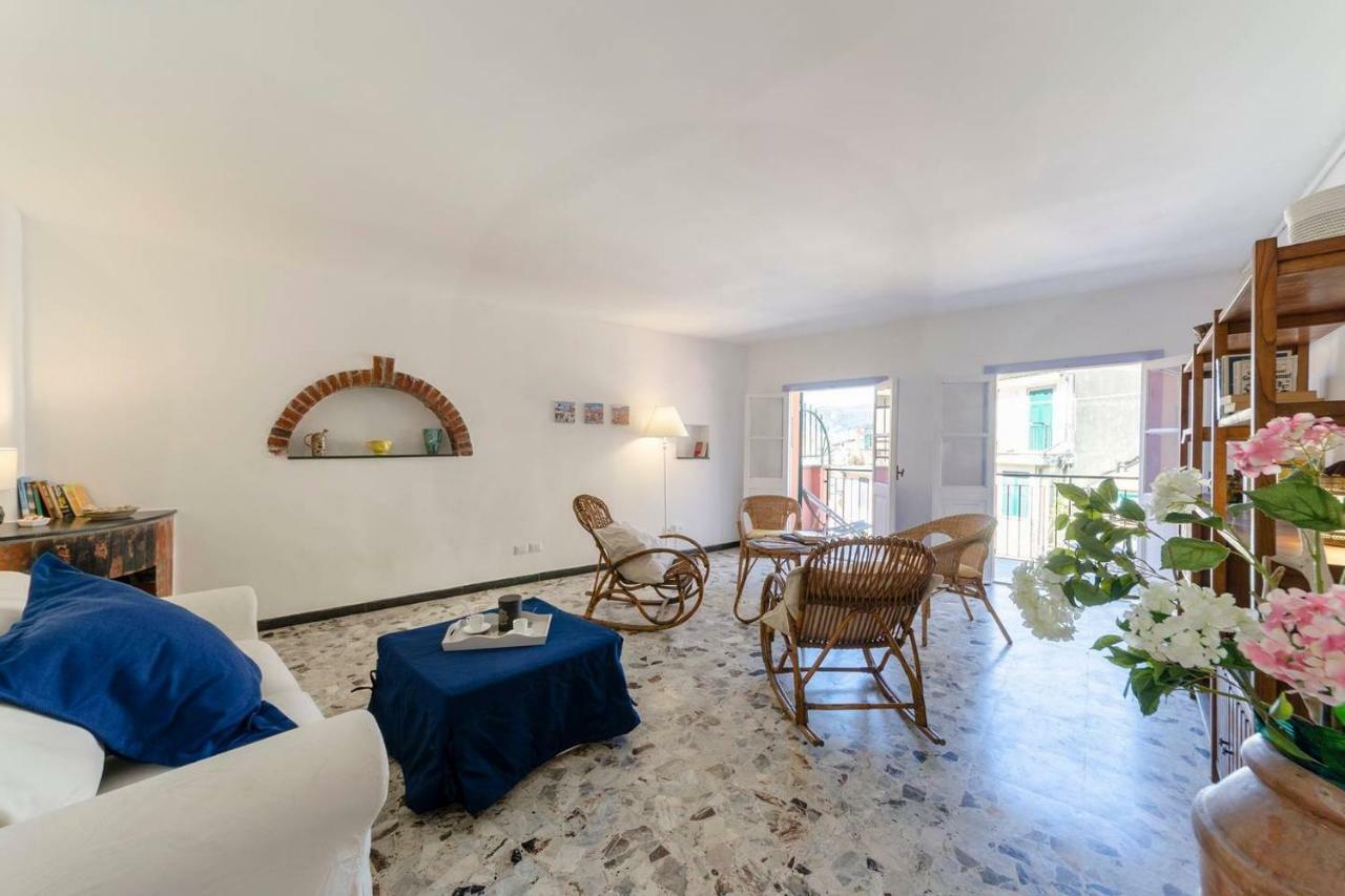 Joivy Spacious 2 Bedroom Apt With Terrace At The Heart Of The Vernazza Exterior photo